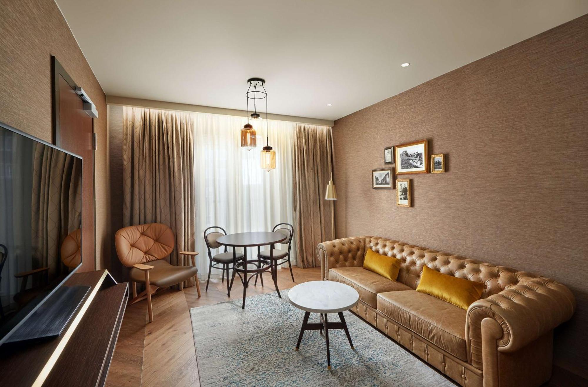Reykjavik Konsulat Hotel, Curio Collection By Hilton Ngoại thất bức ảnh